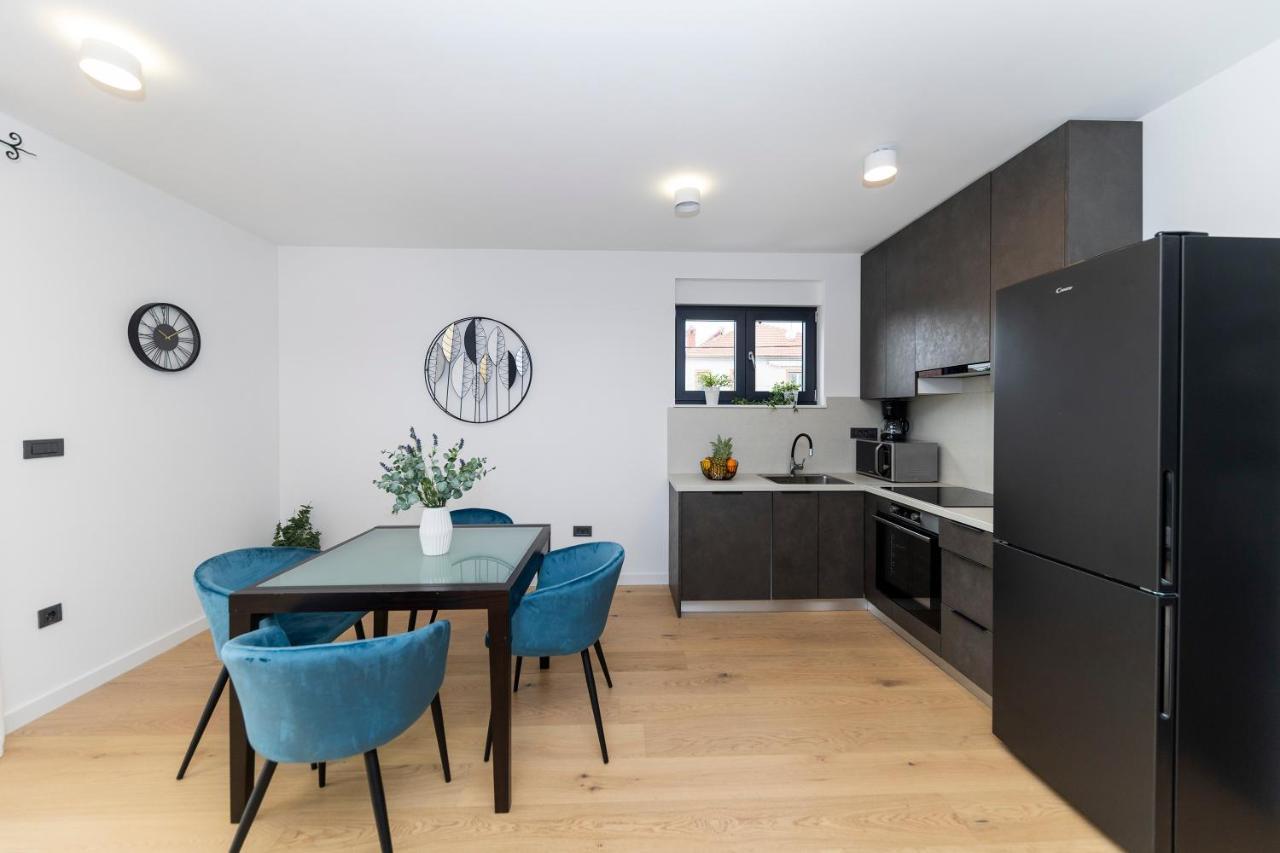 Apartment Marianne , Parking Free , 2 Bedroom & 2 Bathroom , Modern & Cozy ザダル エクステリア 写真