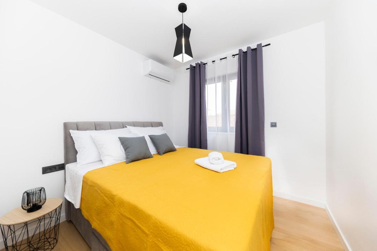 Apartment Marianne , Parking Free , 2 Bedroom & 2 Bathroom , Modern & Cozy ザダル エクステリア 写真