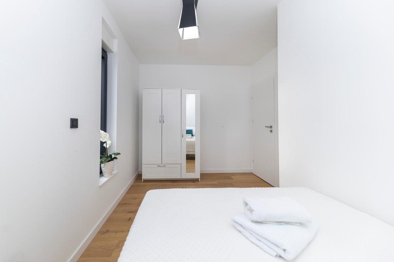 Apartment Marianne , Parking Free , 2 Bedroom & 2 Bathroom , Modern & Cozy ザダル エクステリア 写真
