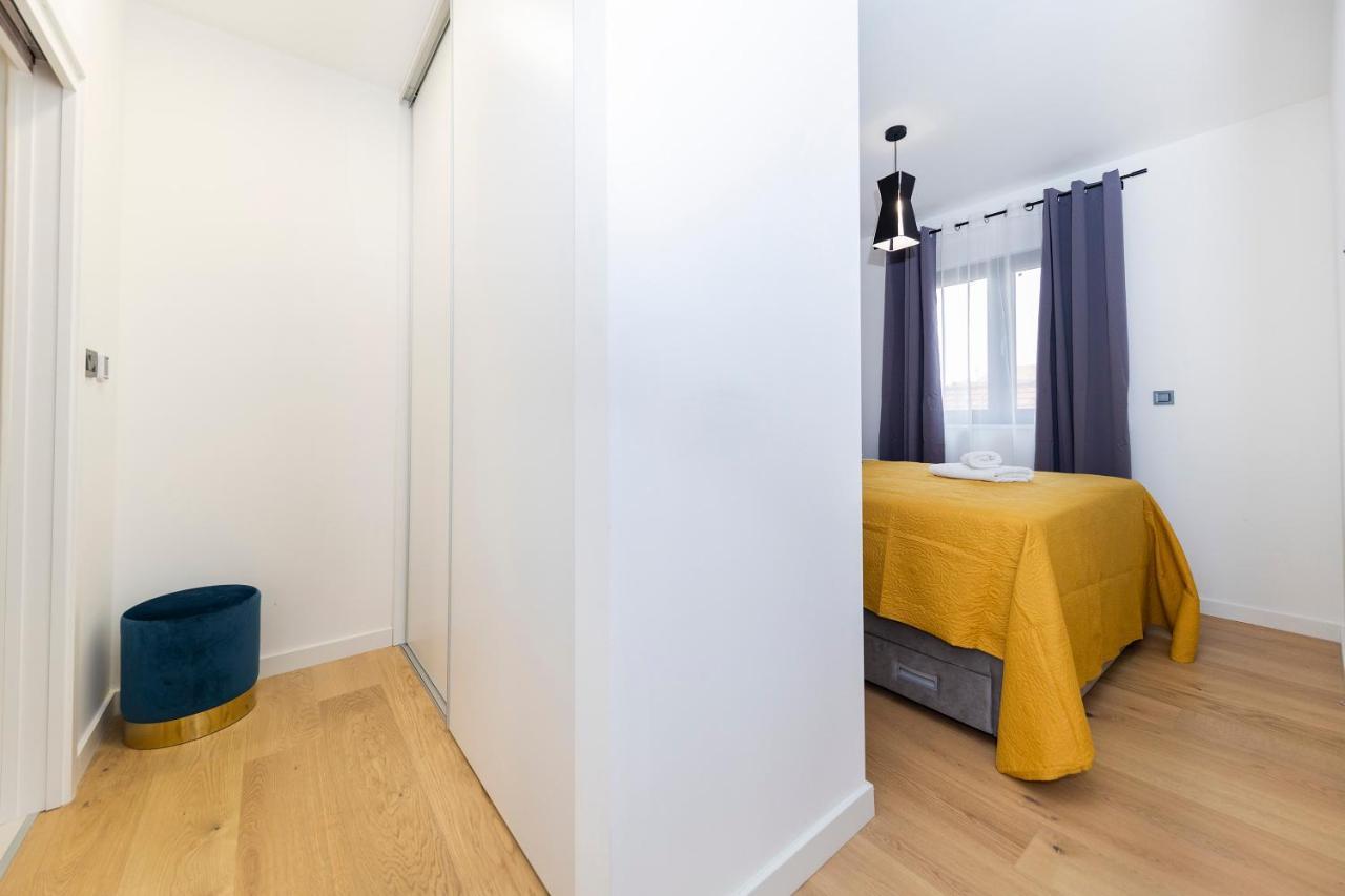 Apartment Marianne , Parking Free , 2 Bedroom & 2 Bathroom , Modern & Cozy ザダル エクステリア 写真